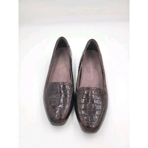 Clarks Women's Alligator Print Loafer Slip On Patent Leather Shoes Size 8.5M